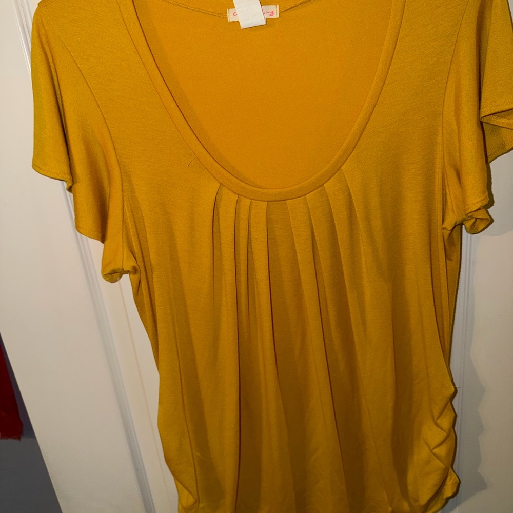 One Clothing Mustard Short Sleeve Top